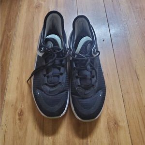Men Nike shoes size 10